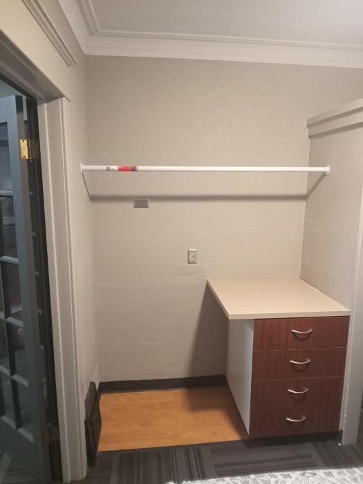 E. Michigan Walk Up Furnished 2 Bedroom Apt لانسنج المظهر الخارجي الصورة